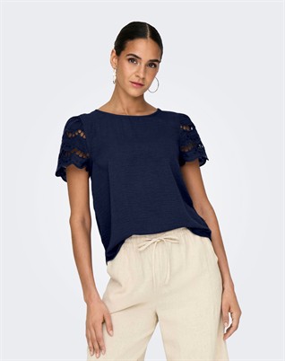 Hannah Life Lace Top 